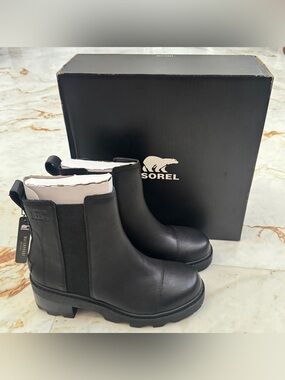 Sorel Black Joan Now Chelsea Boots